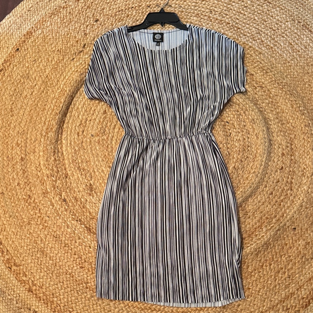 Women's Black & White Striped Casual stretchy Dress